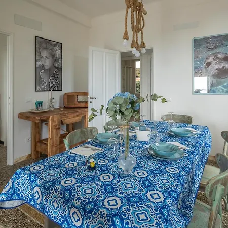 Appartement Focaincontromano Seaview,