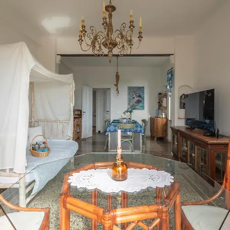 Focaincontromano Seaview, Apartamento